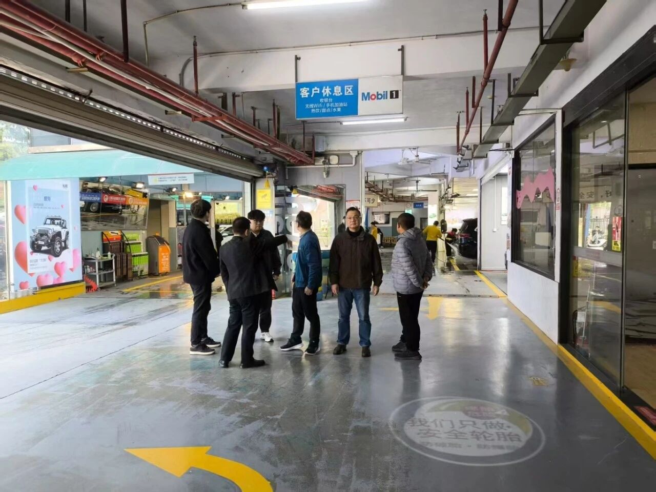 数智时代·专业革新｜中职学校与行业专家共探人才培养新范式座谈会在我司人才培养基地成功举行(图15)