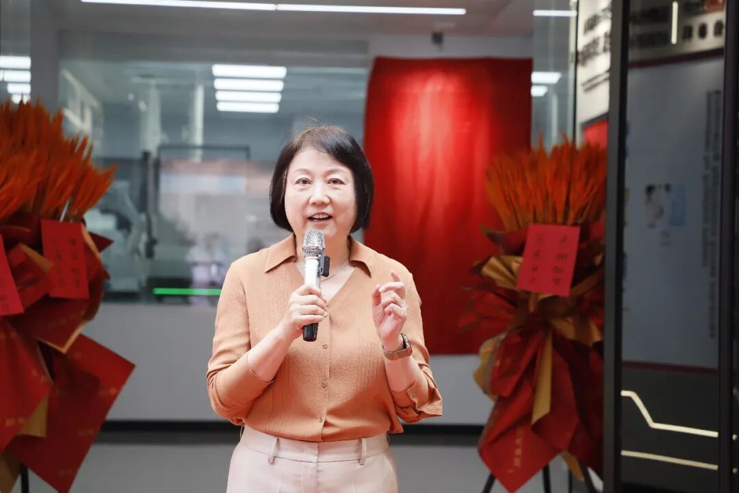 重塑服务体系！黄瓜免费视频应用研究中心&用户体验中心盛大揭幕，千平米现代化黄瓜视频在线播放亮相