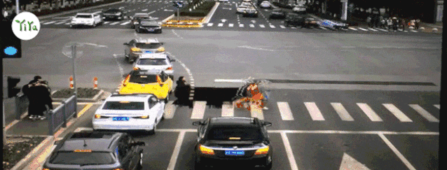 闯红灯.gif