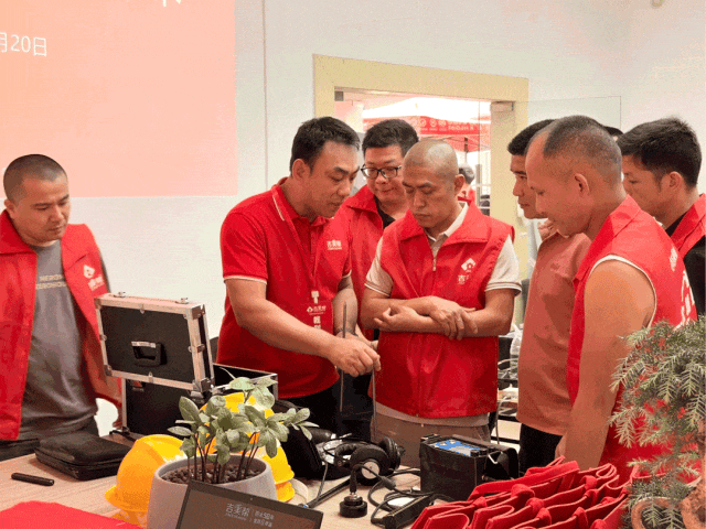 理论施工GIF.gif