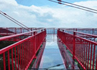 9月18日广济云端.gif