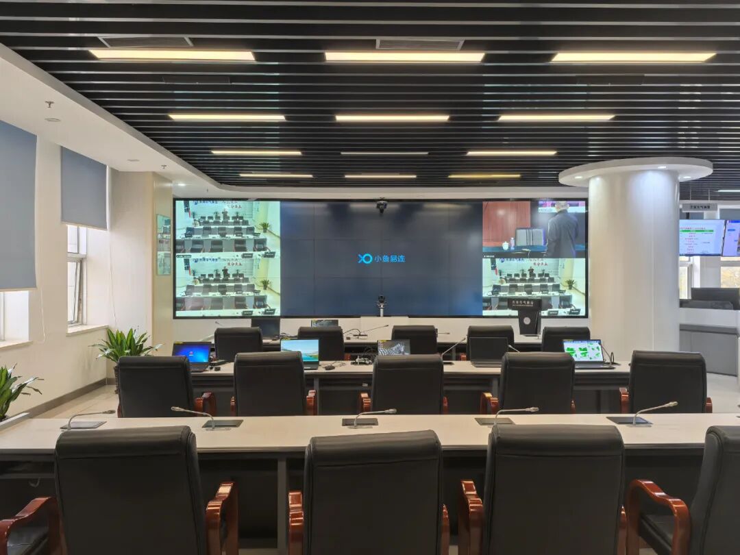 青鸾有信 · 以讯应汛