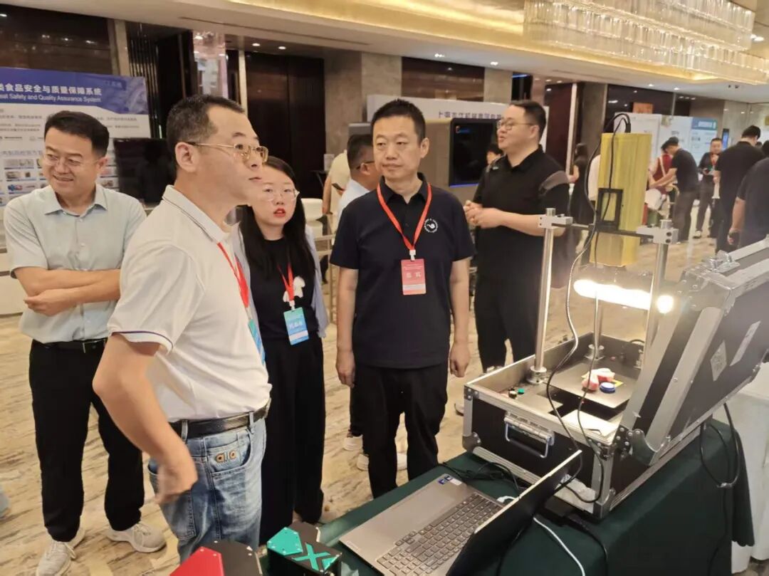 第四届肉类加工产业大会火热进行！高谱成像带来无损光谱检测解决方案