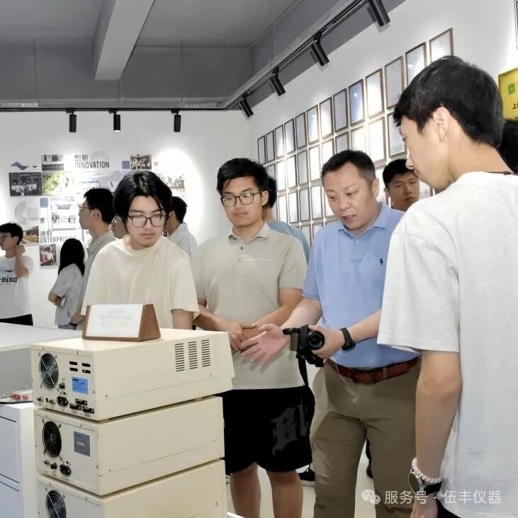 一场清华研学课，为何选择bat365在线登录网站三十年？