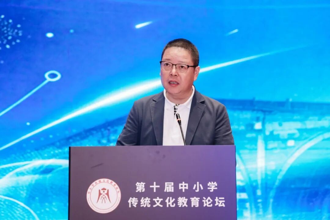 王书立.jpg