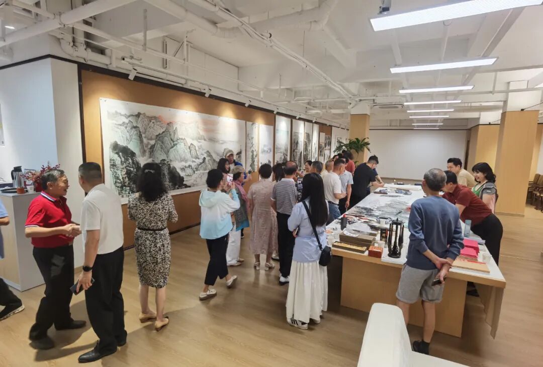 姚叶红工作室暨四川省传统文化促进会书画培训中心揭牌仪式在中国·青城国际颐养中心举行(图10)