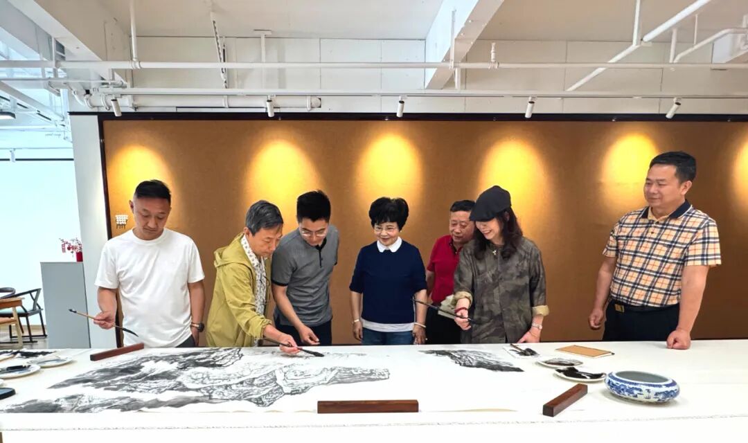 活动‖ 彩笔绘蓝图 匠心筑艺室红叶斋工作室落成启动(图2)
