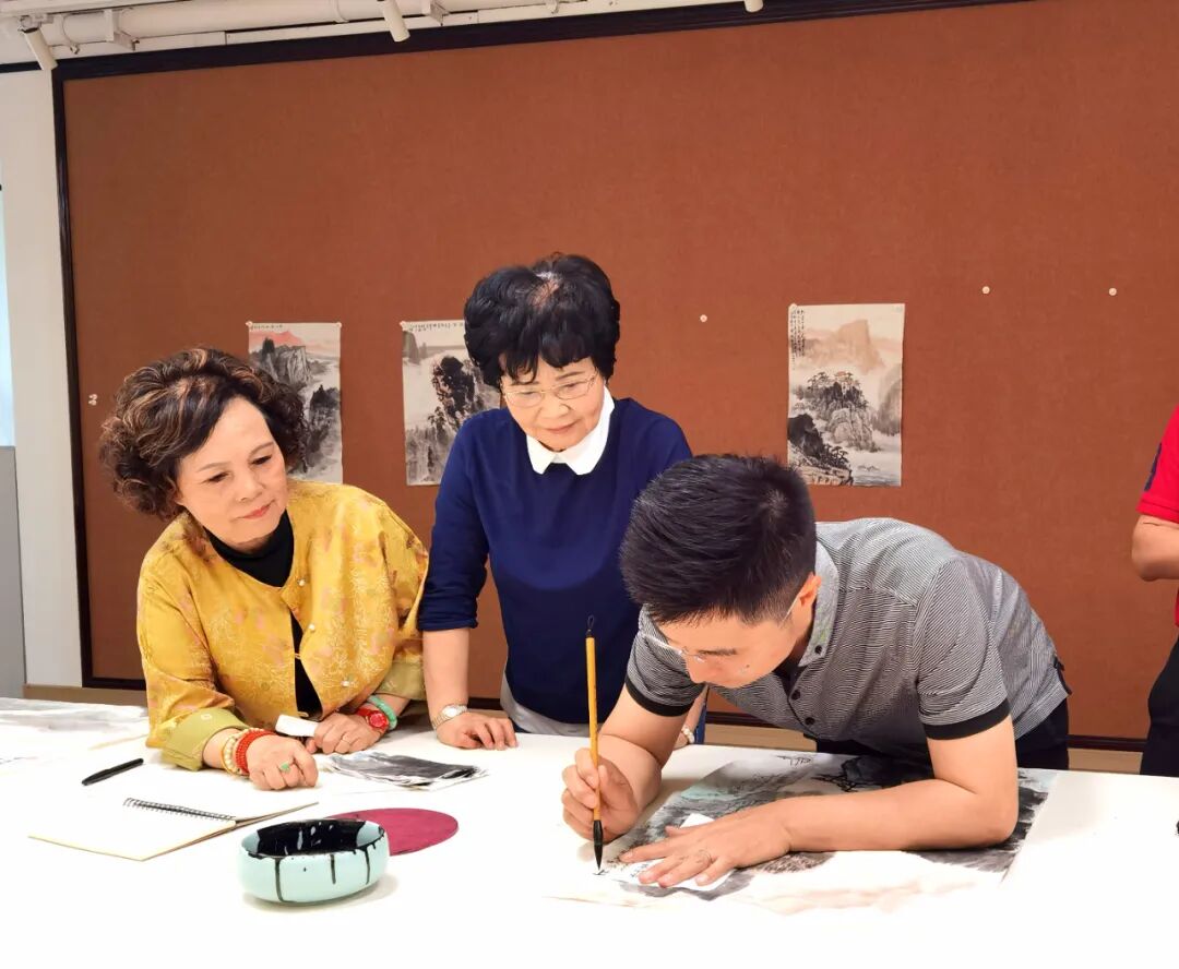活动‖ 彩笔绘蓝图 匠心筑艺室红叶斋工作室落成启动(图6)