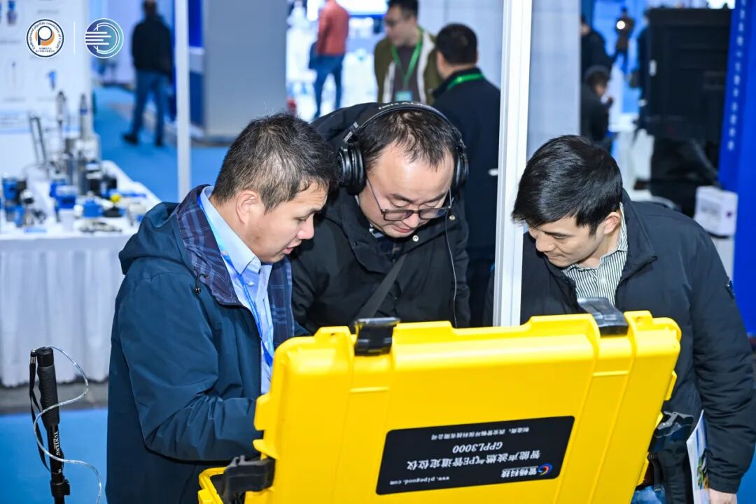 管暢科技，定位儀，燃?xì)夤芫€定位，非金屬管線定位儀