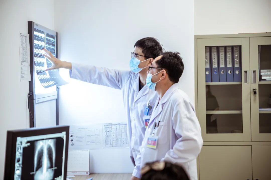 x射线为什么叫dr辐射？磁场？X光？一次说清DR、CT、MRI，带你揭开“拍片子”的神秘面纱_https://www.jmylbn.com_新闻资讯_第6张