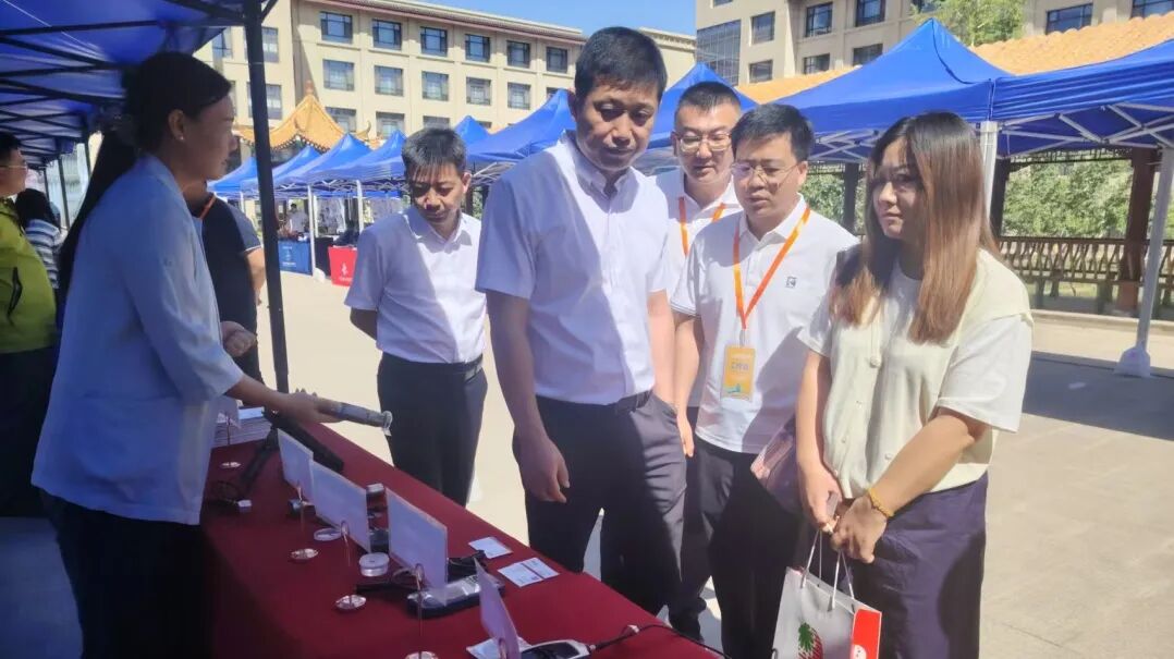 科電儀器參與甘肅人工智能應(yīng)用交流會 探索智能檢測技術(shù)實踐