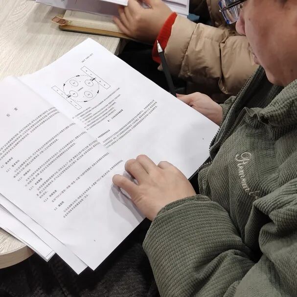 科电仪器邀请中国国际科技促进会专家组辅导企业标准化良好行为评价准备工作