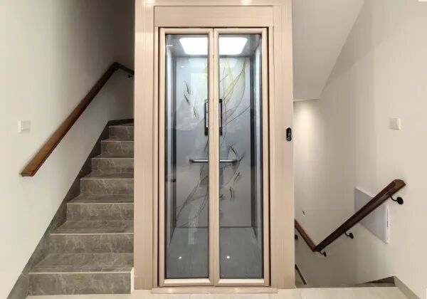 曳引式观光电梯