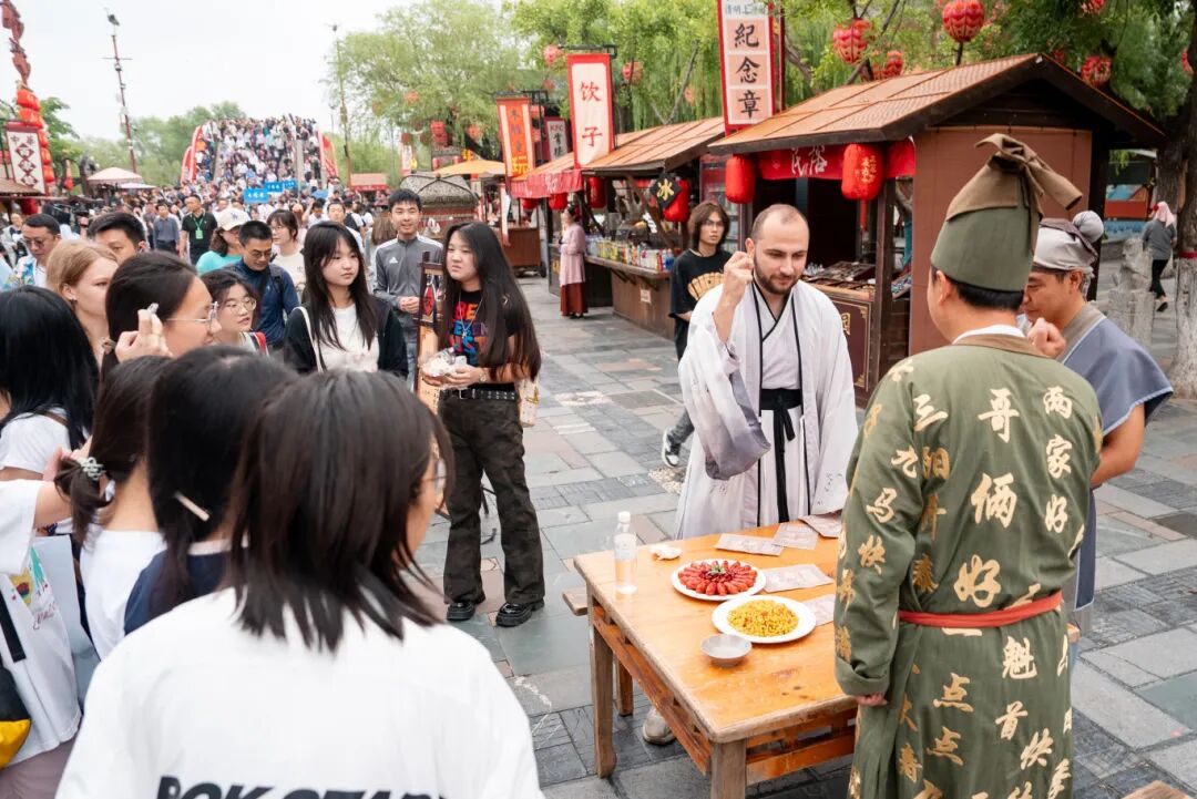 袁航-文旅参观   01-08494.jpg