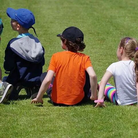 children-lawn-sit-preview.jpg