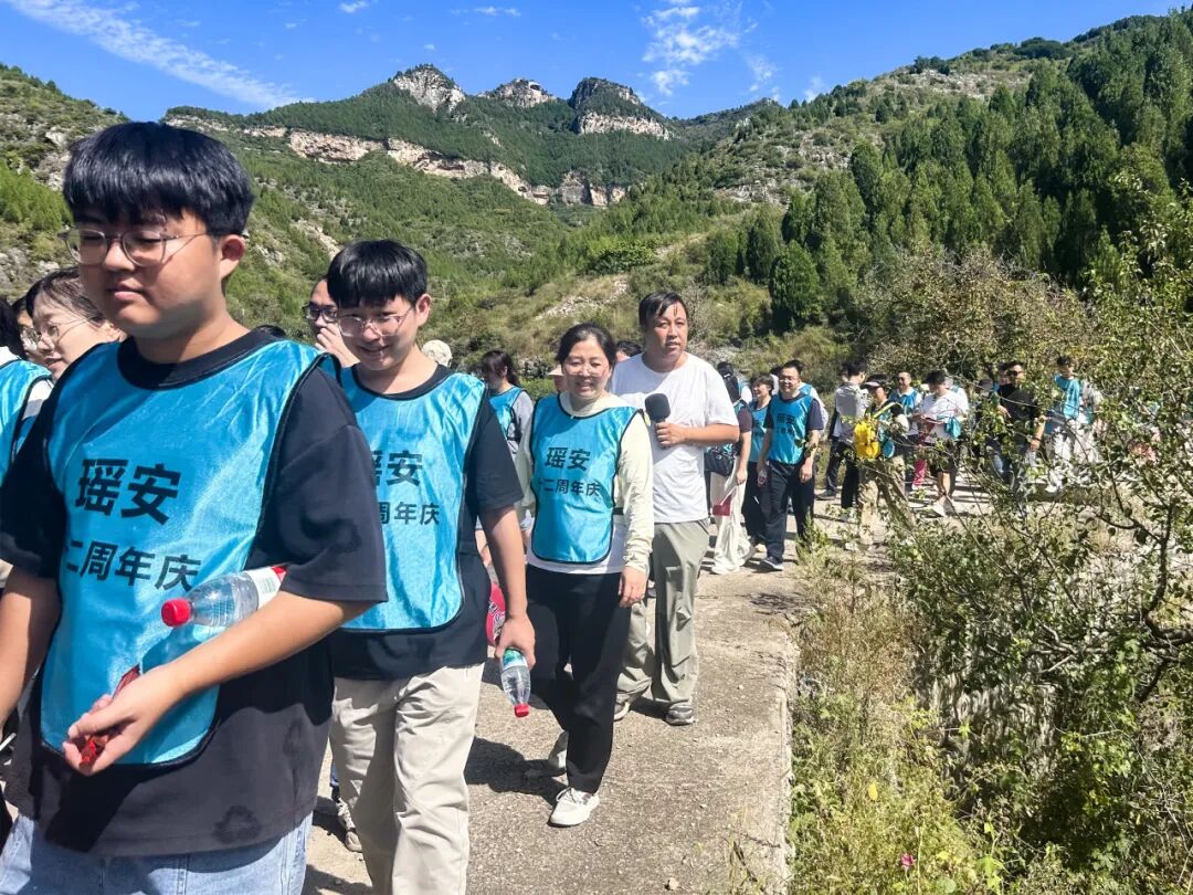 英国上市公司365集团十二周年庆暨户外团建活动圆满举行