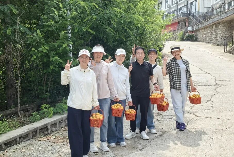 净美自然·益起同行｜兰格公司环保捡拾公益活动圆满举行