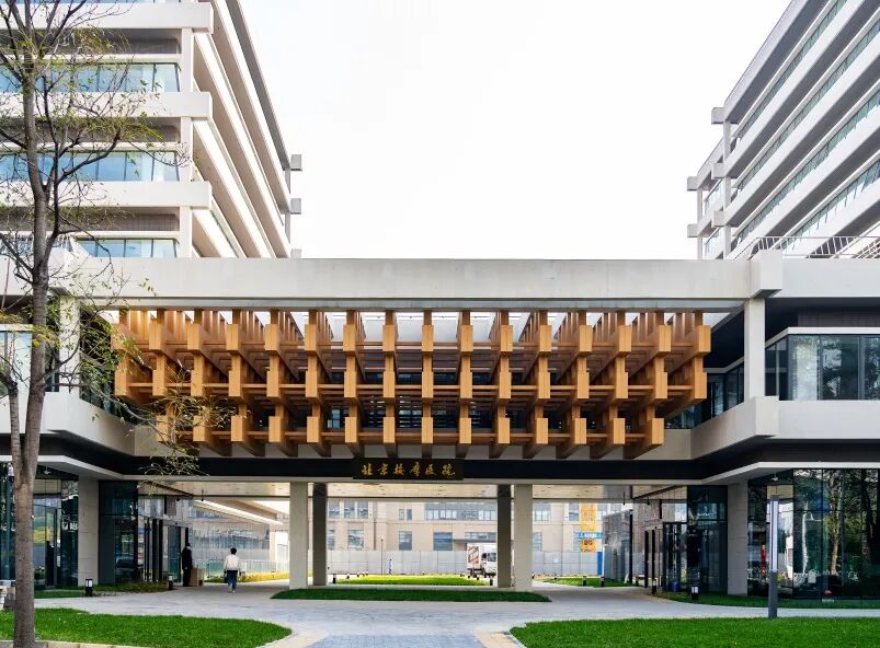 抗菌清创敷料有什么用骨科换药全攻略：不只是“换纱布”那么简单_https://www.jmylbn.com_新闻资讯_第14张