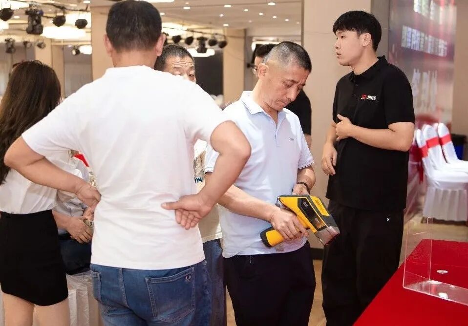感恩相伴，全新启航 | 朗铎科技第九届戴南光谱节圆满落幕