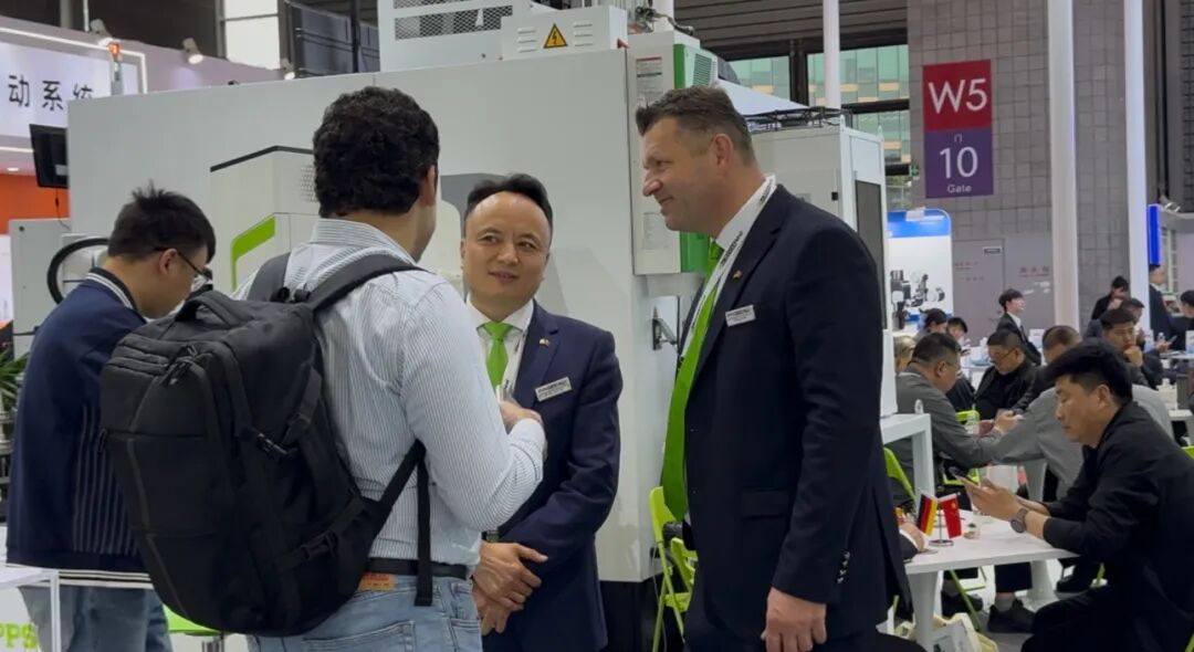 泓坚机械（东莞）有限公司