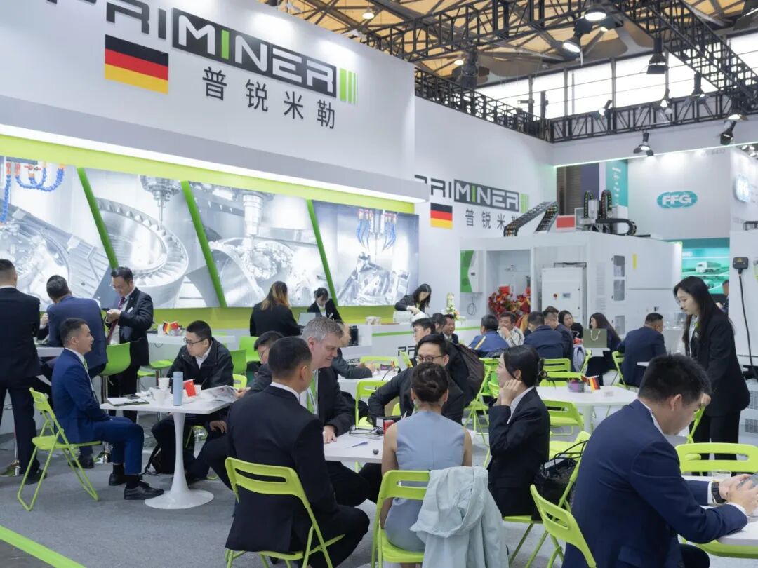 泓坚机械（东莞）有限公司