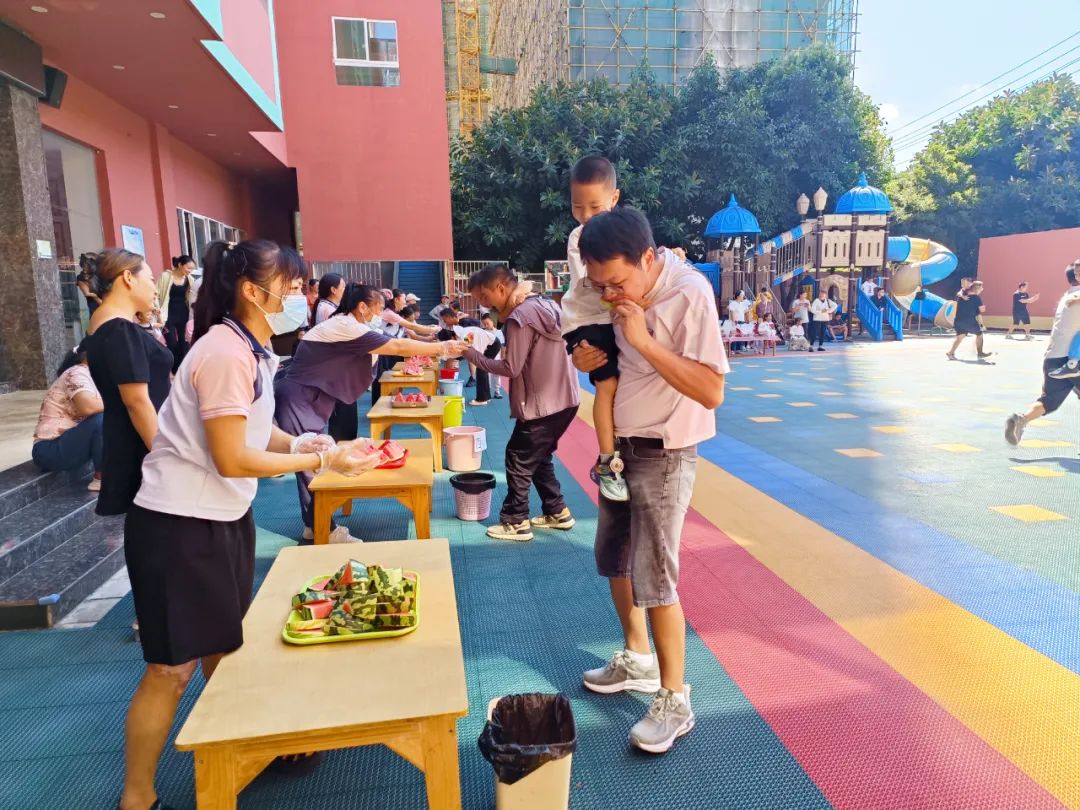 父亲节幼儿园厨艺大赛翻车现场