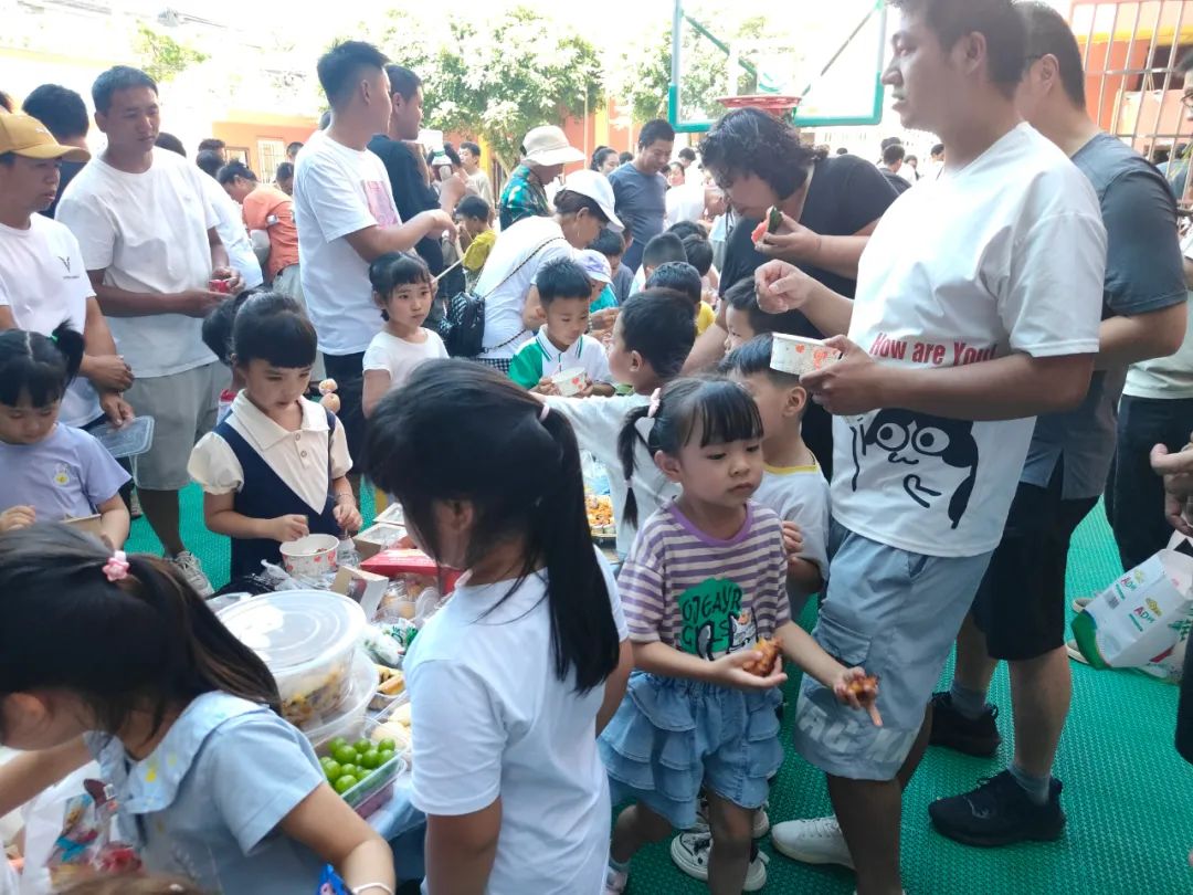 父亲节幼儿园厨艺大赛翻车现场