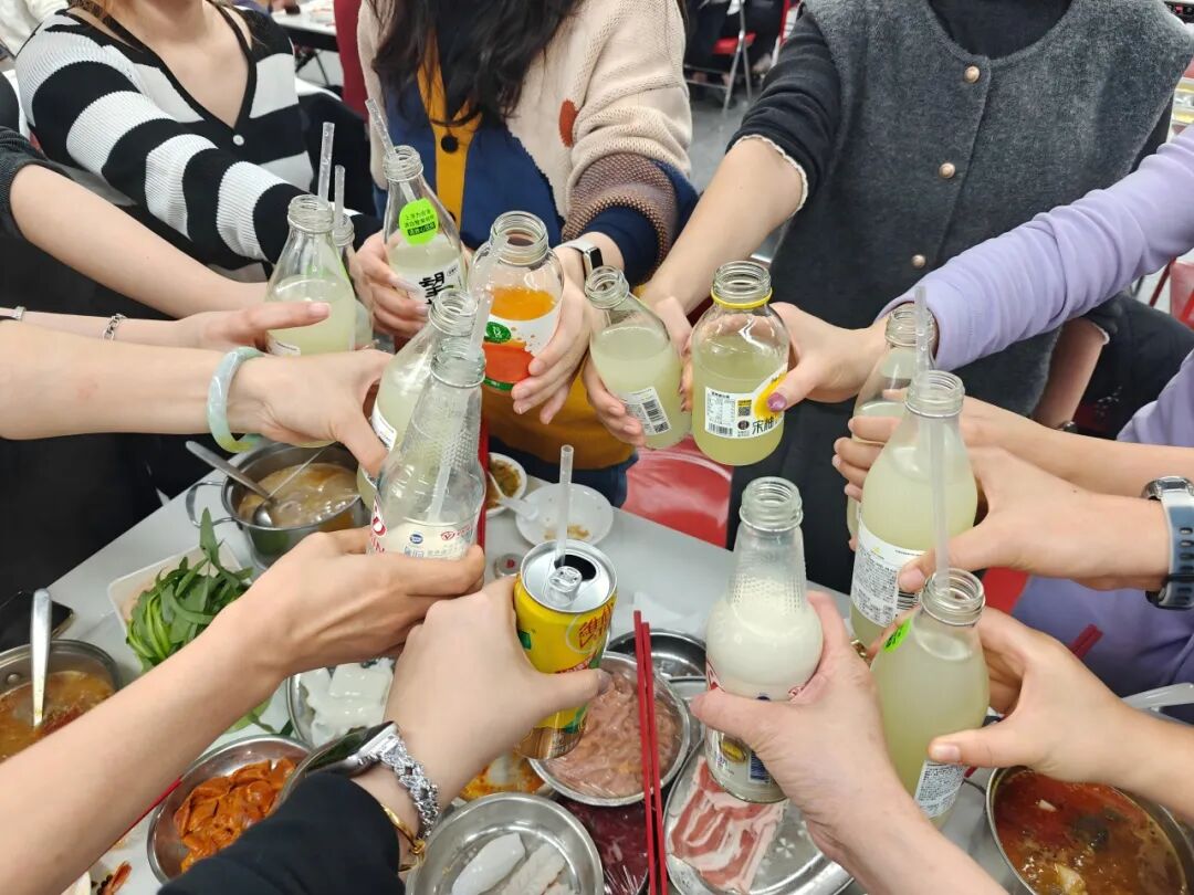 一鍋鮮香，滿堂笑語|廈門億辰科技女神節(jié)溫情相聚