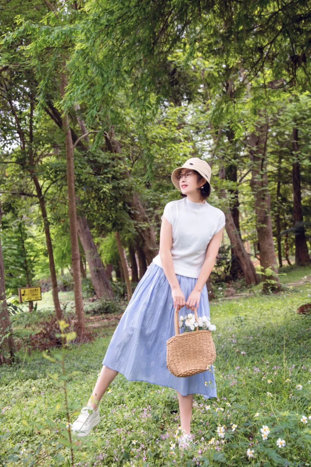 扇扇风解锁夏日凉感穿搭