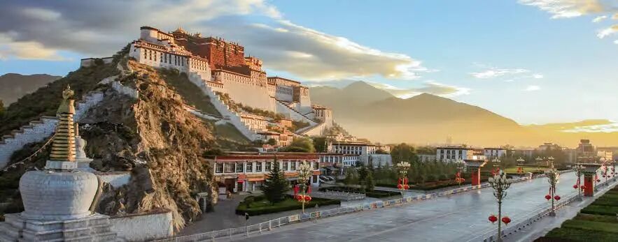 Tibet Travel Guide ： Permits, Best Time & Altitude Tips