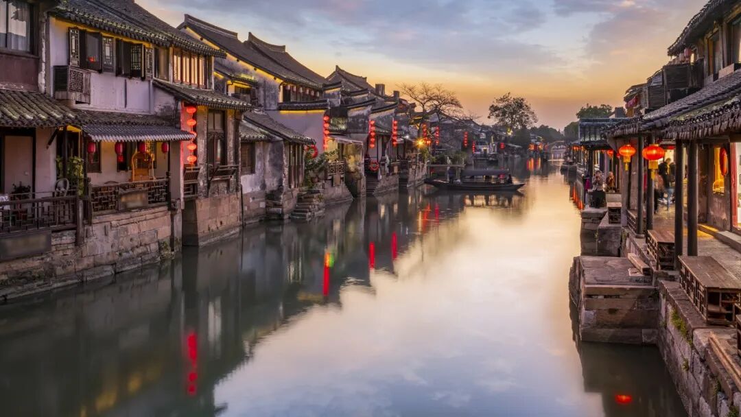 Explore 10 Ancient Chinese Towns with Living History & Culture