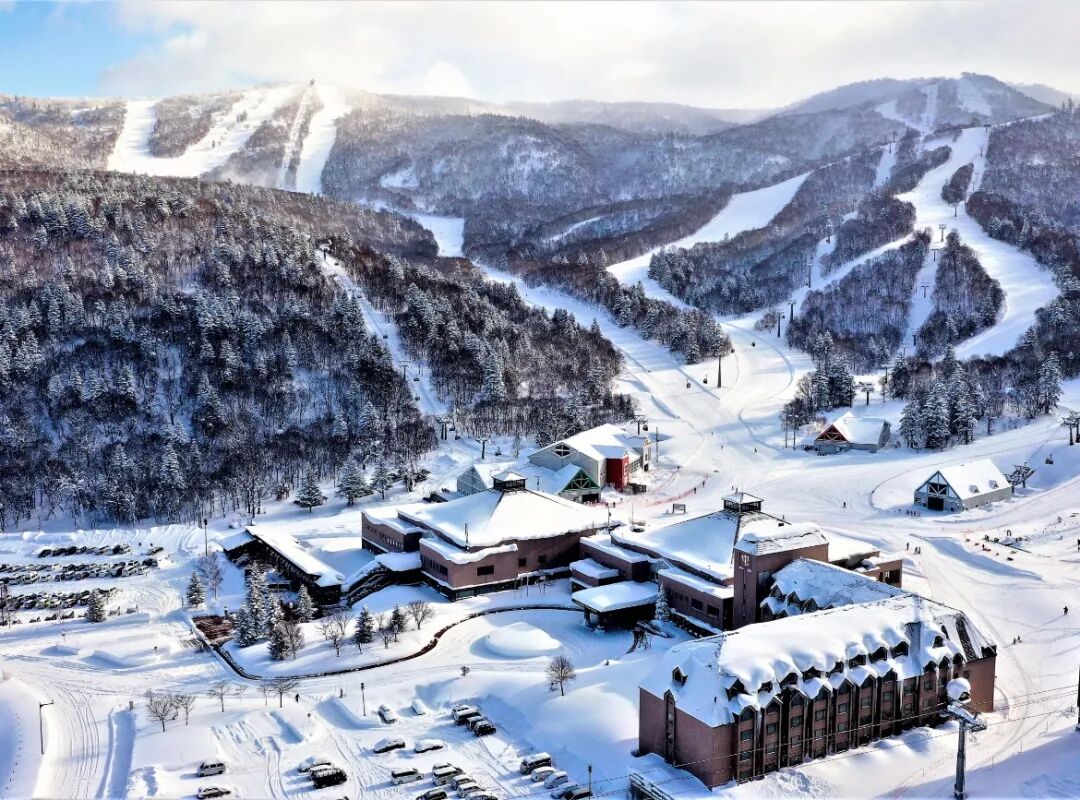 7 All-Inclusive Club Med Ski Resorts in China and Japan for Winter