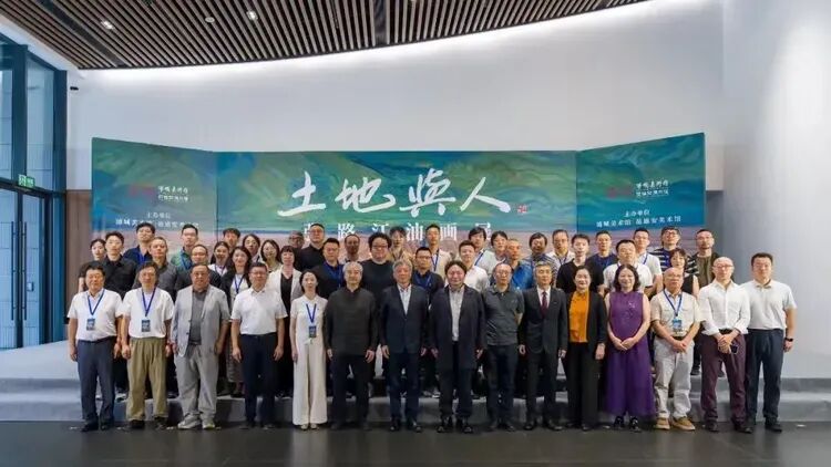 写生中国代表团访问福建南平浦城，开启与浦城美术馆（范迪安美术馆）的深度合作