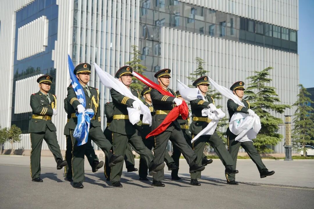 下载 (1).jpg