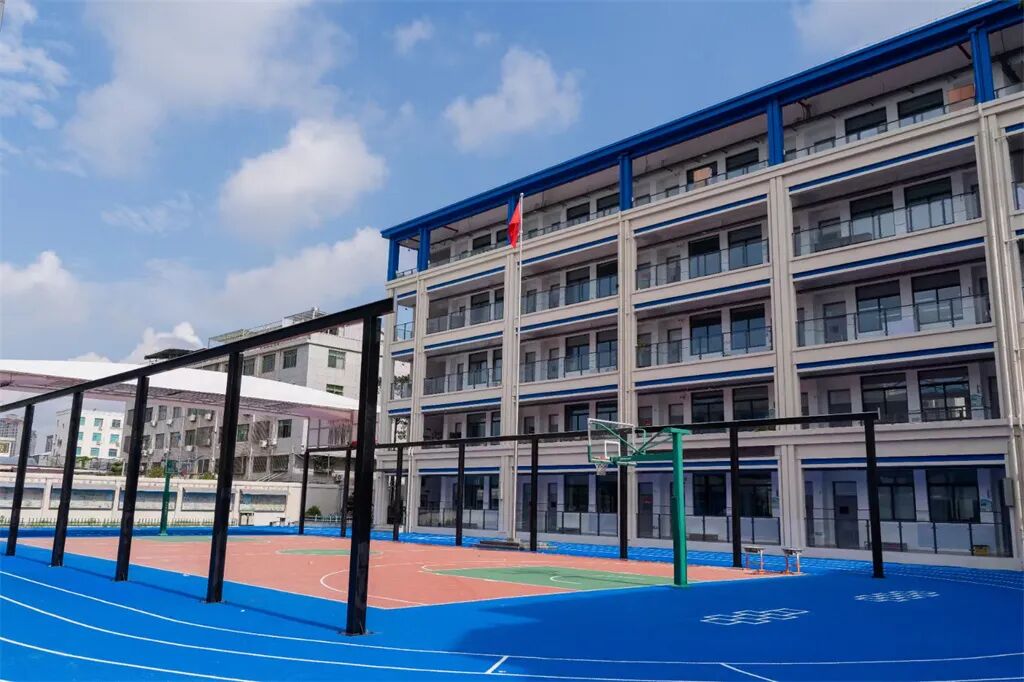 操场.jpg