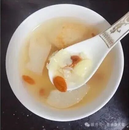 【川贝百合雪梨糖水的做法步骤图，怎么做好吃】如de祈祷_下厨房