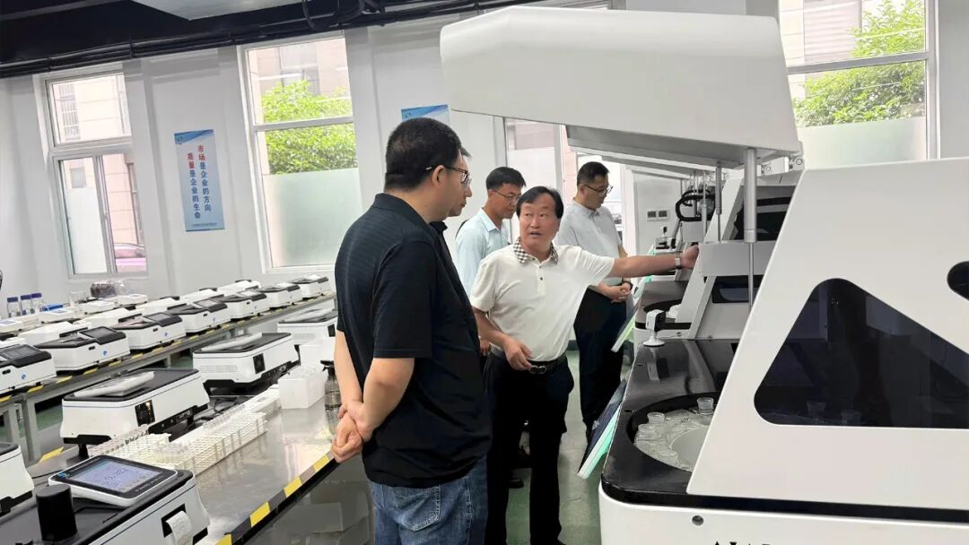 热烈欢迎甘肃省甘谷县许县长一行莅临盛奥华考察指导