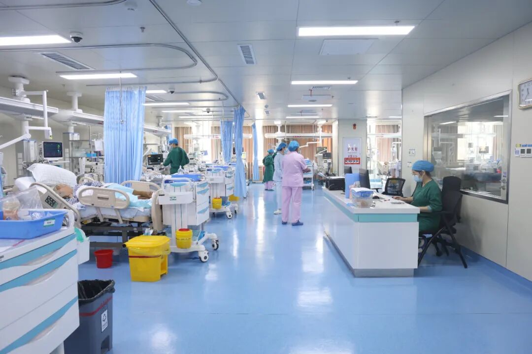 icu里有哪些医用仪器揭秘ICU：那些守护生命的“秘密武器”_https://www.jmylbn.com_新闻资讯_第14张