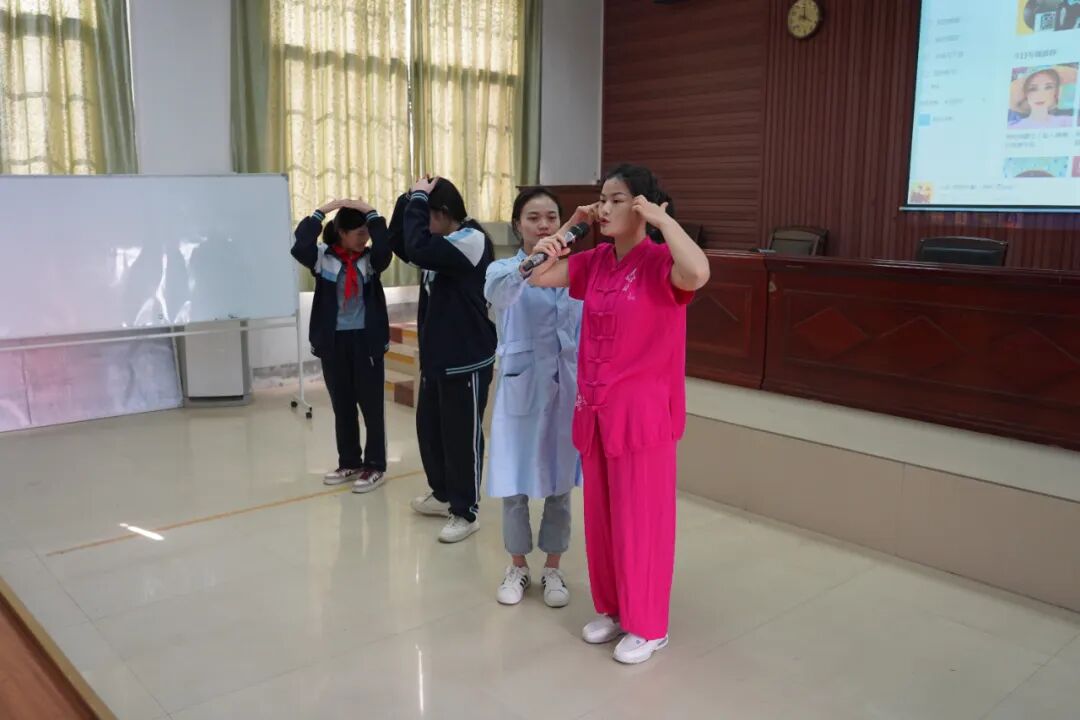 宾阳中医院牙科怎么样【院讯】传承中医国粹 助力健康校园│我院走进宾阳县思恩民族中学开展中医药文化进校园活动_https://www.jmylbn.com_新闻资讯_第12张