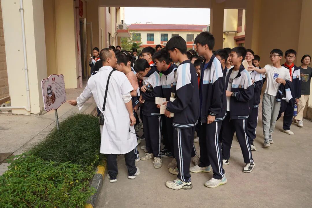 宾阳中医院牙科怎么样【院讯】传承中医国粹 助力健康校园│我院走进宾阳县思恩民族中学开展中医药文化进校园活动_https://www.jmylbn.com_新闻资讯_第15张