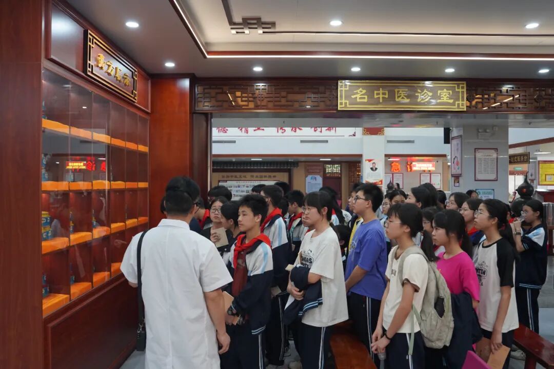 宾阳中医院牙科怎么样【院讯】传承中医国粹 助力健康校园│我院走进宾阳县思恩民族中学开展中医药文化进校园活动_https://www.jmylbn.com_新闻资讯_第18张