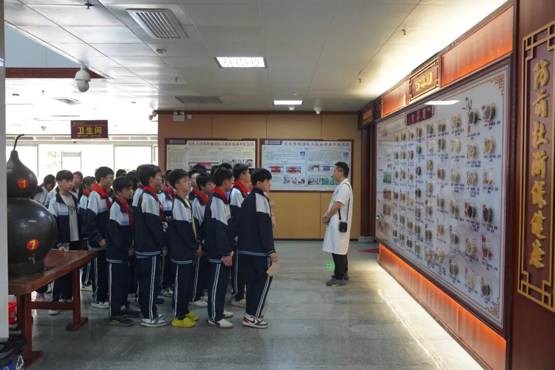 宾阳中医院牙科怎么样【院讯】传承中医国粹 助力健康校园│我院走进宾阳县思恩民族中学开展中医药文化进校园活动_https://www.jmylbn.com_新闻资讯_第17张