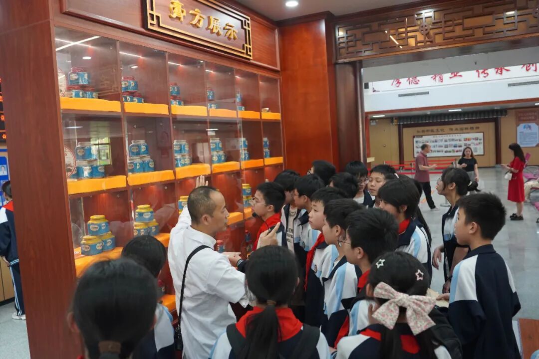 宾阳中医院牙科怎么样【院讯】传承中医国粹 助力健康校园│我院走进宾阳县思恩民族中学开展中医药文化进校园活动_https://www.jmylbn.com_新闻资讯_第14张