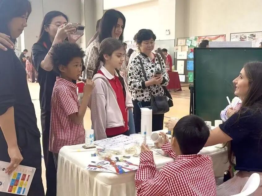 5b34e3ca195d5535fdf4d71c7522bb70-sz_94359