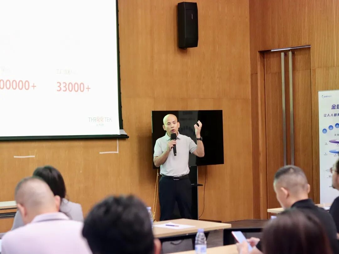 562fb0aa-86e4-4812-af55-1ab4db47a351.jpg