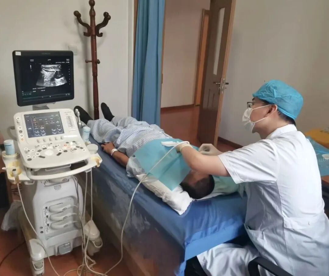 介入引流管怎么关一根引流管“穿”破危局！超声介入微创技术助六旬翁闯过感染性休克生死关_https://www.jmylbn.com_新闻资讯_第4张