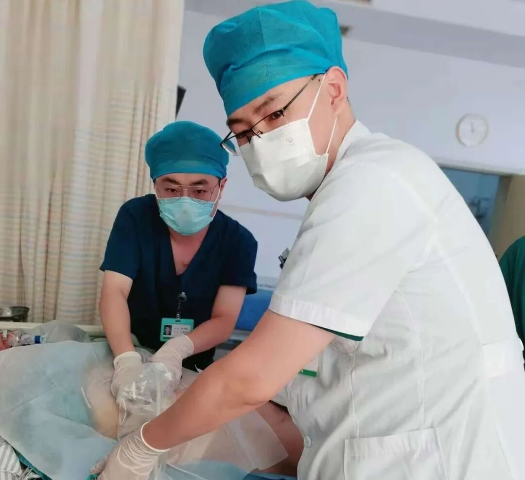 介入引流管怎么关一根引流管“穿”破危局！超声介入微创技术助六旬翁闯过感染性休克生死关_https://www.jmylbn.com_新闻资讯_第5张