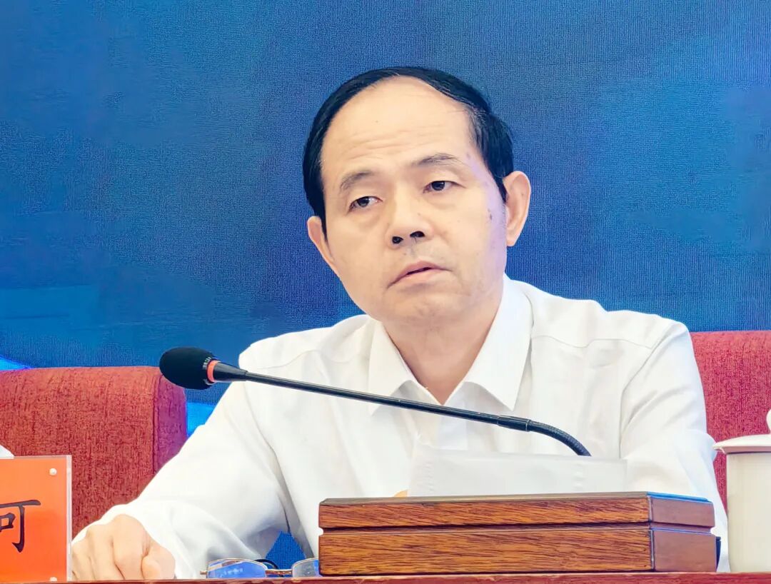 鲜铁可.jpg