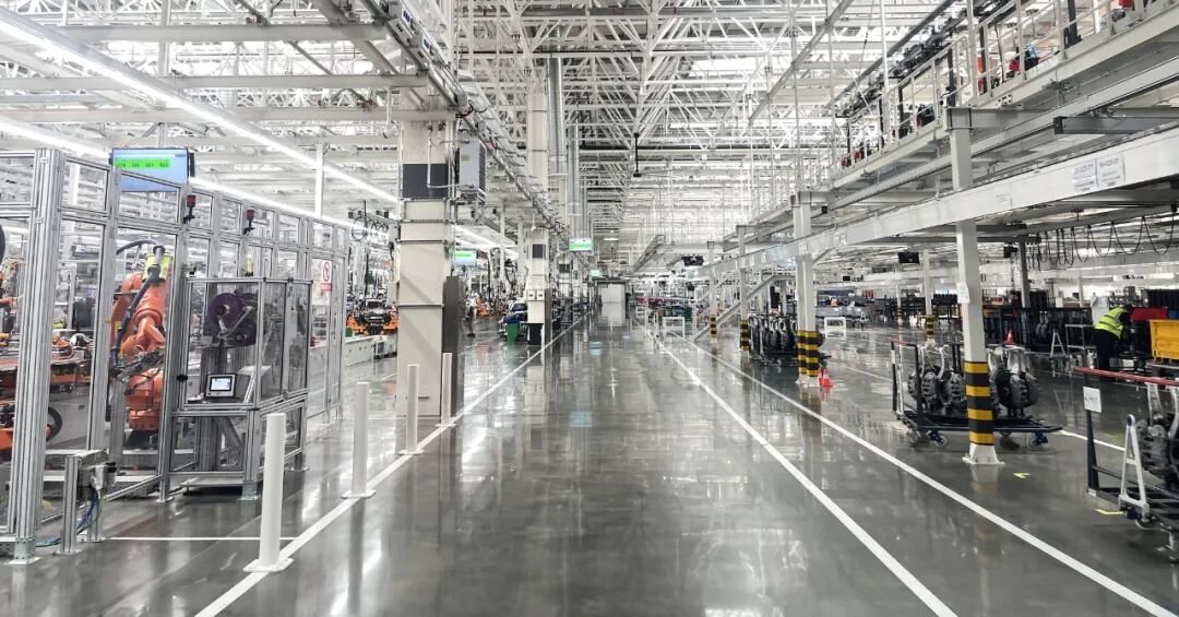 数字化转型从“选择题”到“必答题”：中小企业如何破局？