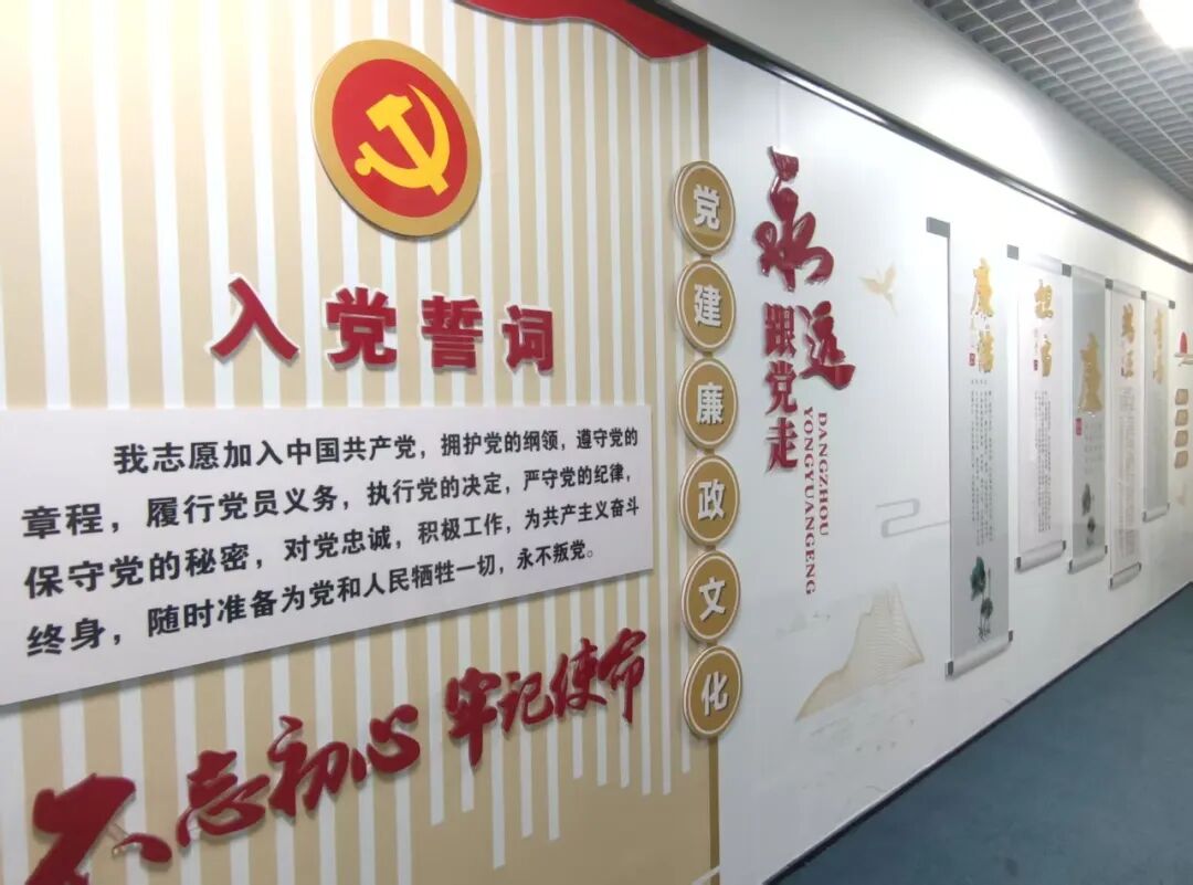 热烈欢迎湖北省教育厅高等学历继续教育专家组莅临武汉时代科技专修学院指导工作！(图10)